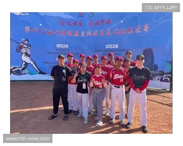 宁波市第二届慢投垒球公开赛五支参赛队角逐 宁波市第二届慢投垒球公开赛五支参赛队角逐